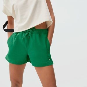Everlane The Perform Rec Short Green
